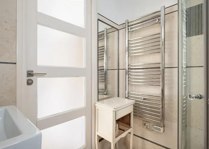 Petite Maison-studio Ba014s * Cagnes-sur-Mer